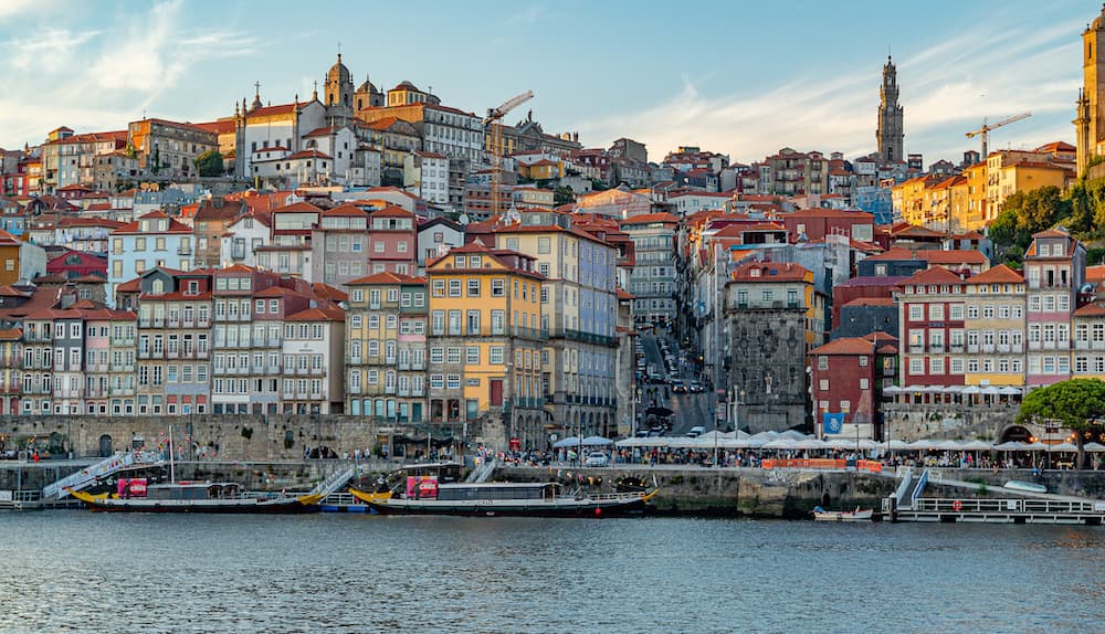 The Best Spots for Photography in Porto and Practical Tips